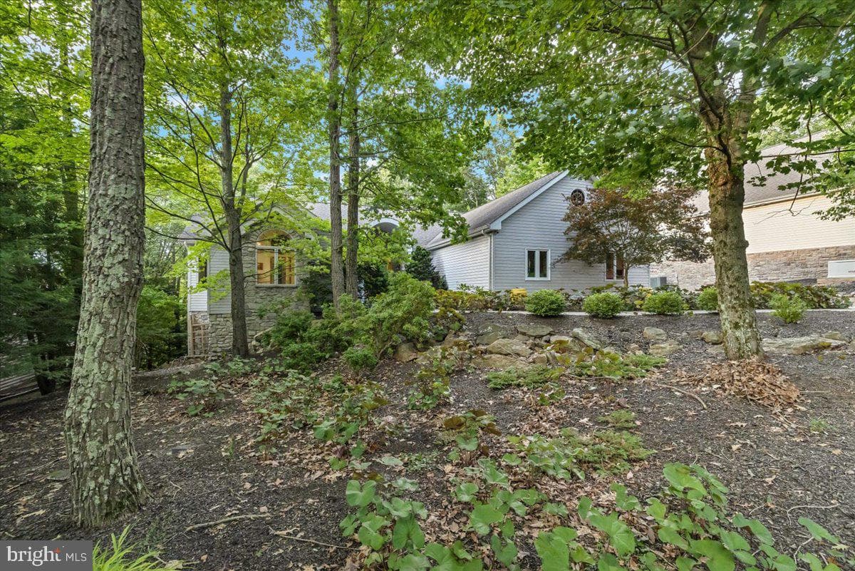 102 Summit Road photo 33