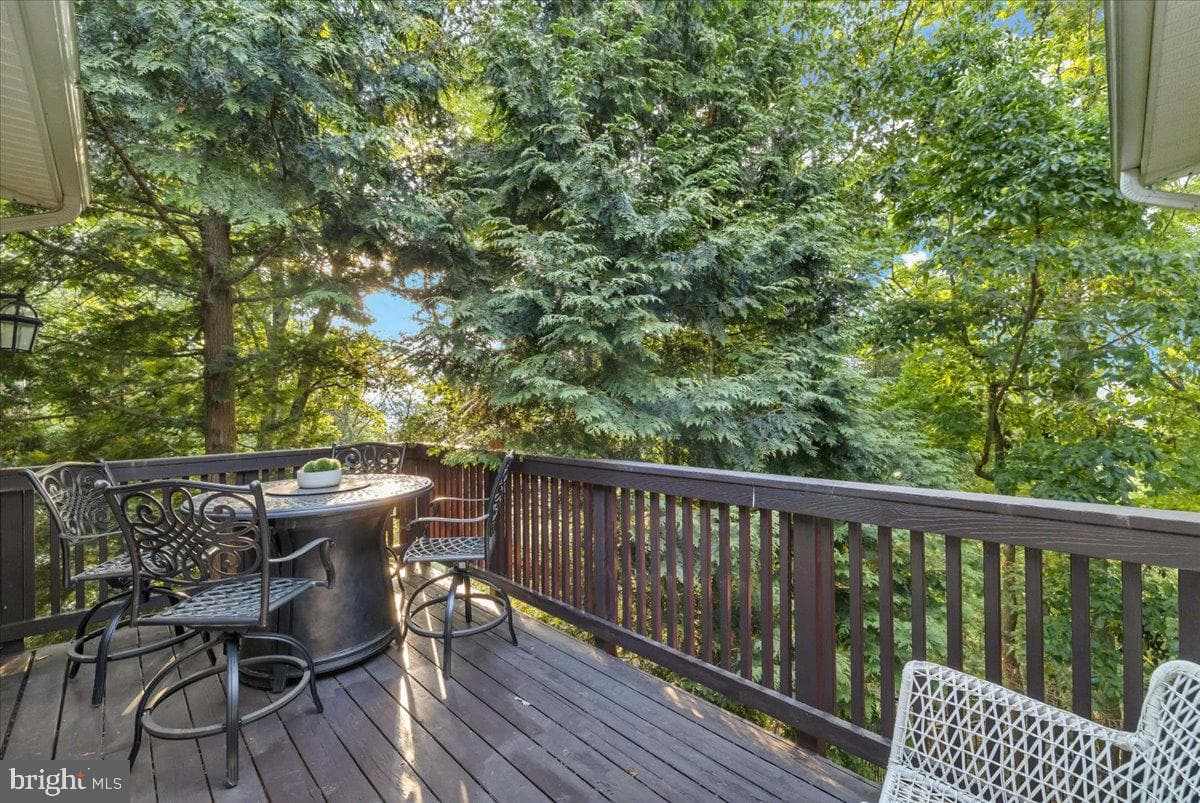 102 Summit Road photo 41