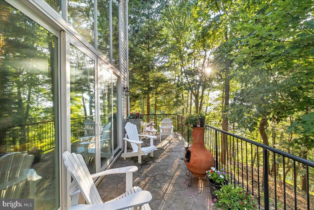 102 Summit Road photo 43