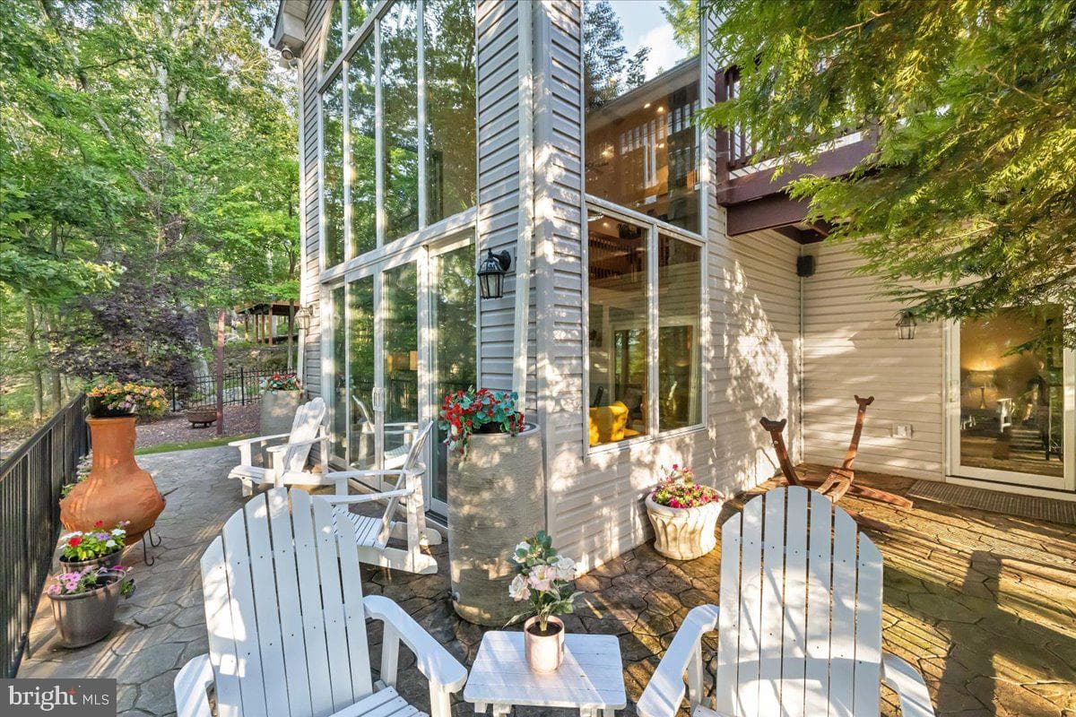 102 Summit Road photo 45