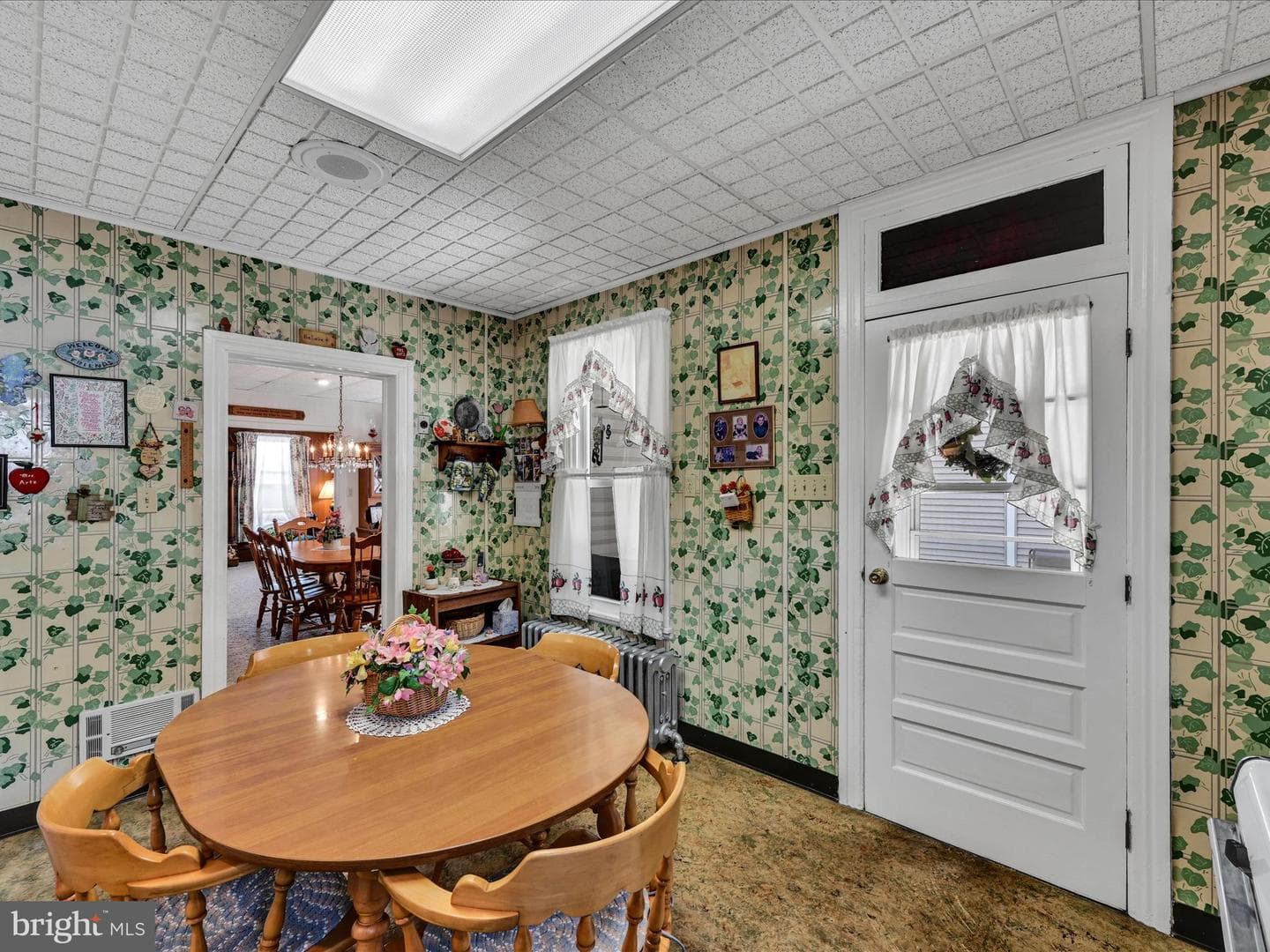 27 Grove Street photo 9