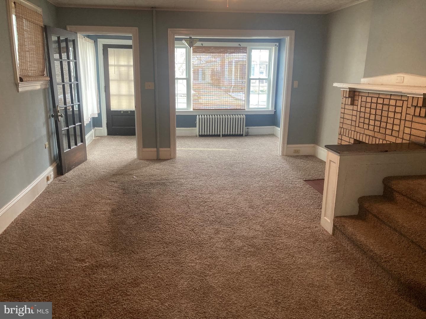 2054 W Market Street photo 12