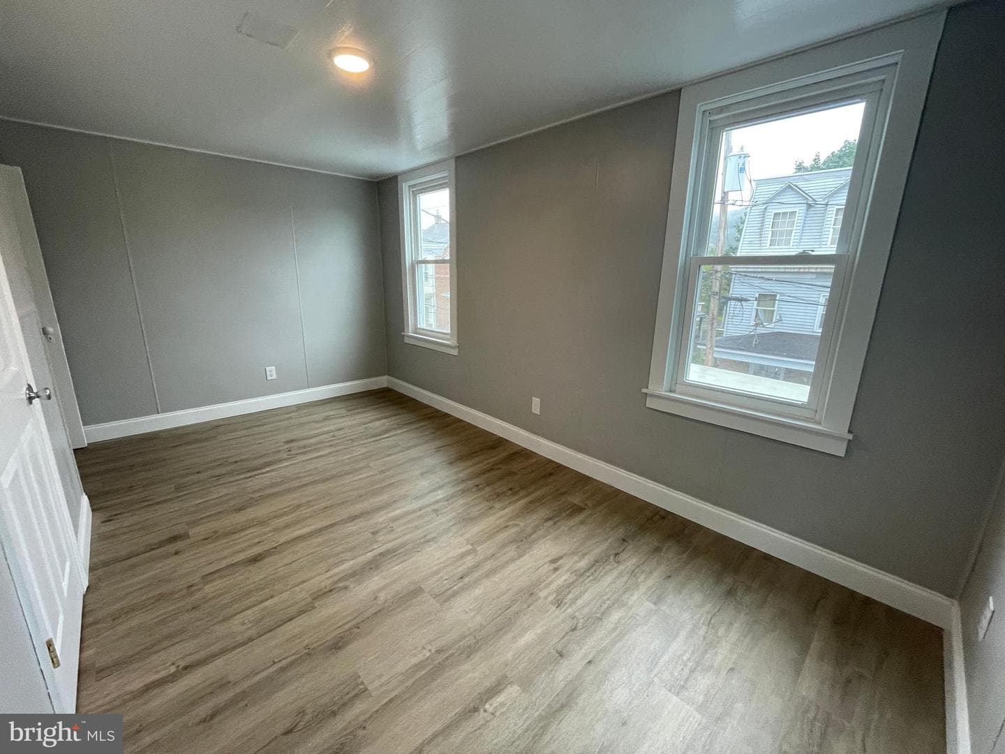 11 E Liberty Street photo 16