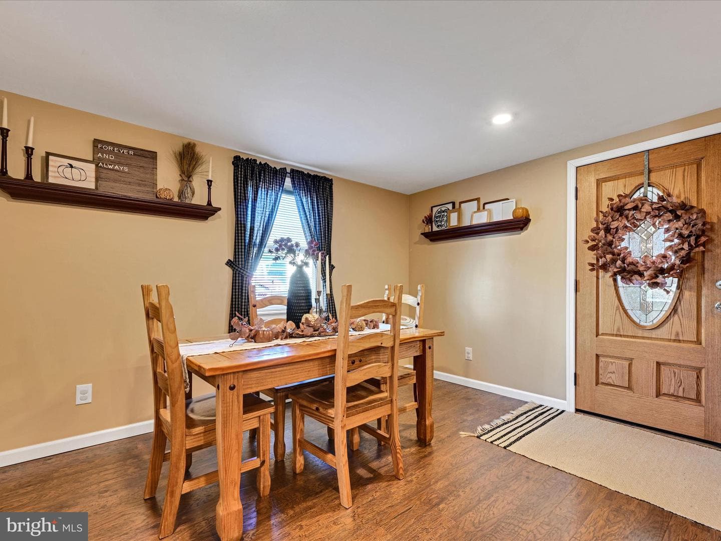 1160 Bunting Street photo 14
