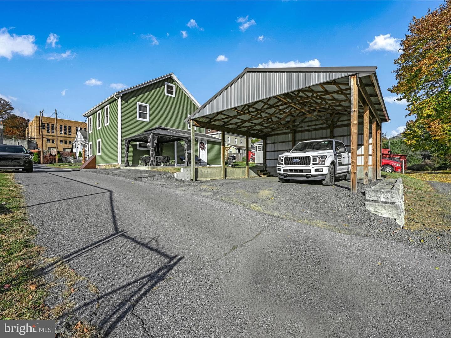 1160 Bunting Street photo 31