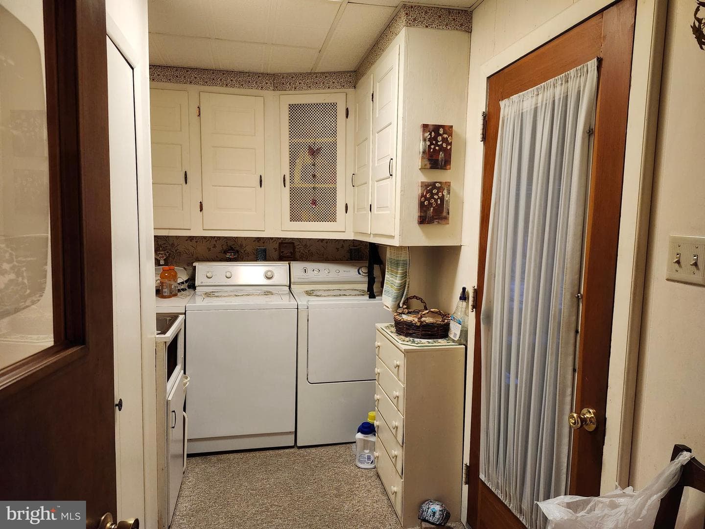 207 Lincoln Drive photo 34