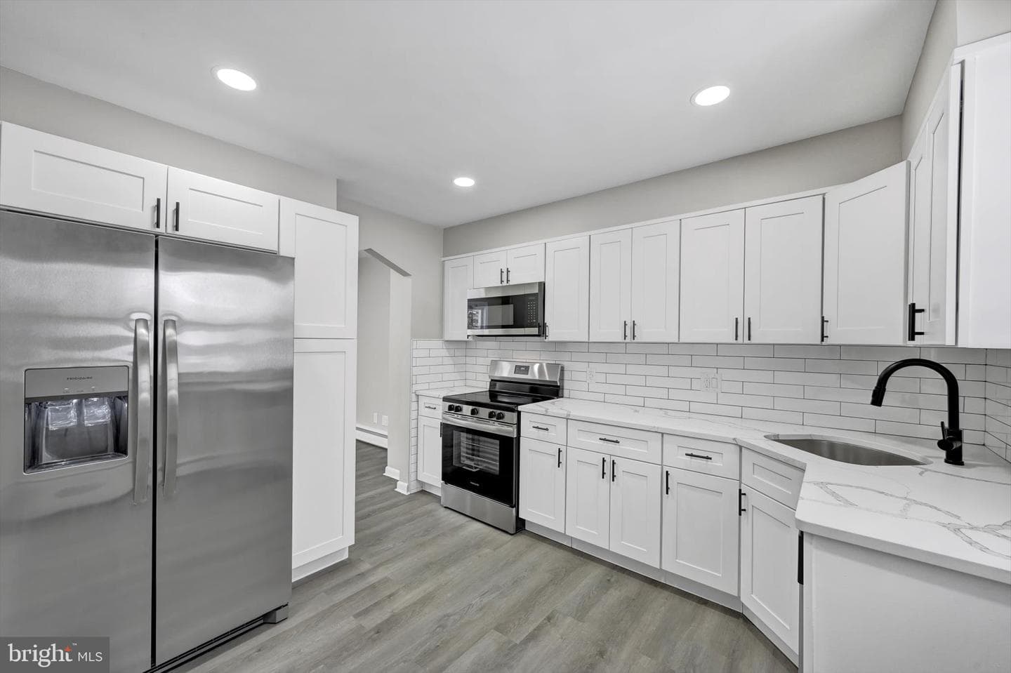 49 Meadow Avenue photo 12