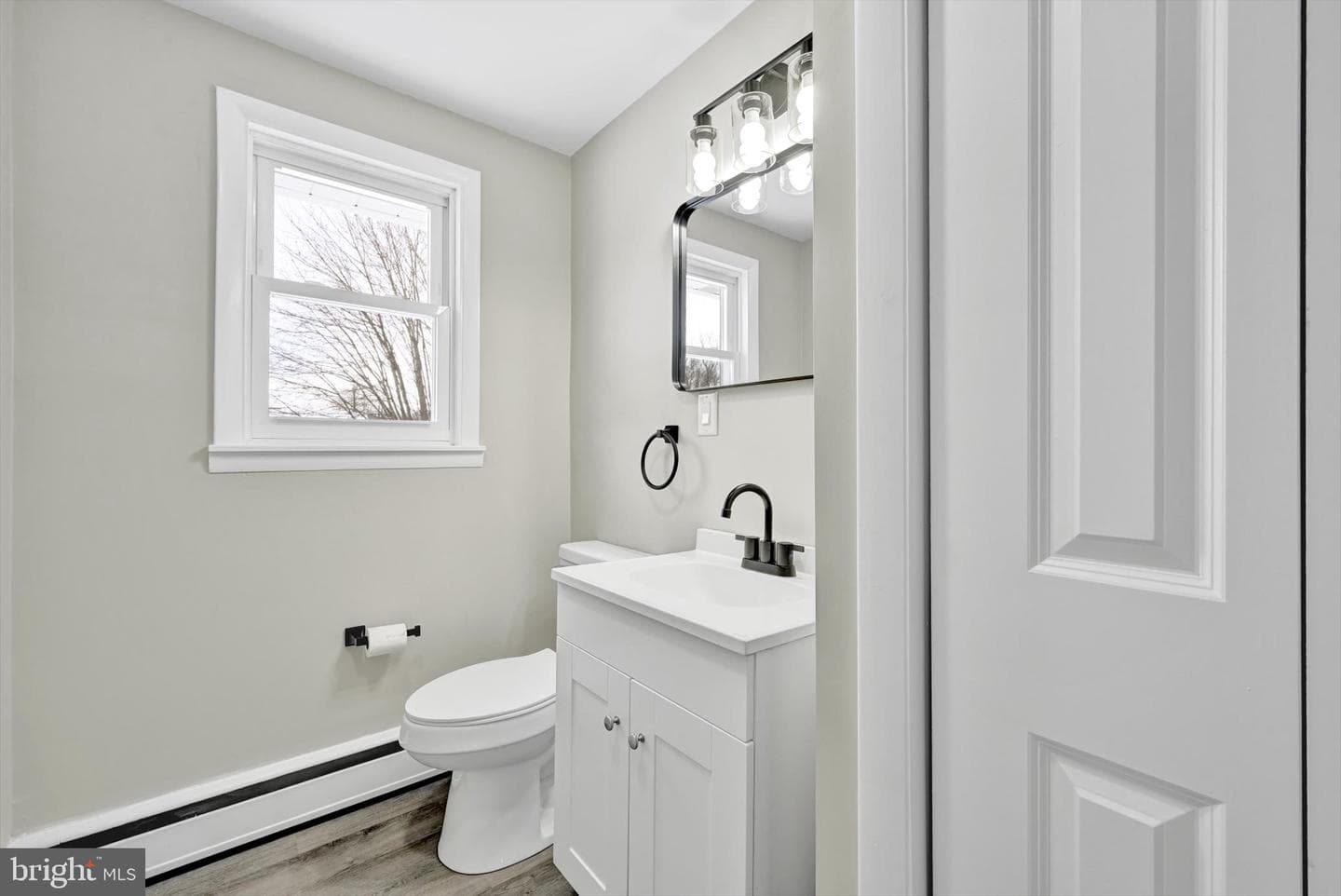 49 Meadow Avenue photo 16