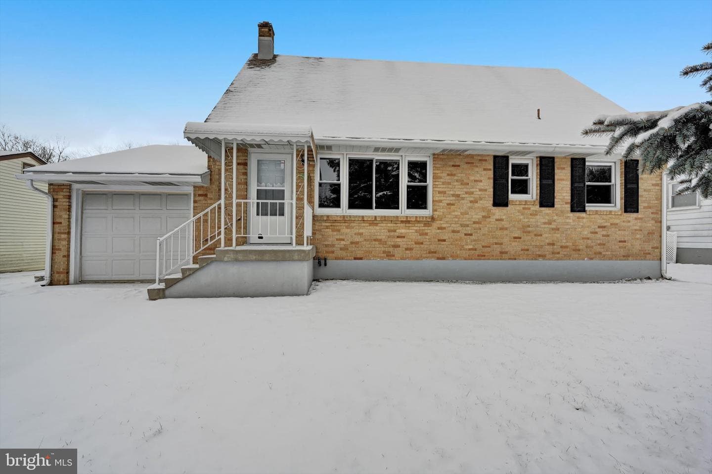 49 Meadow Avenue photo 3