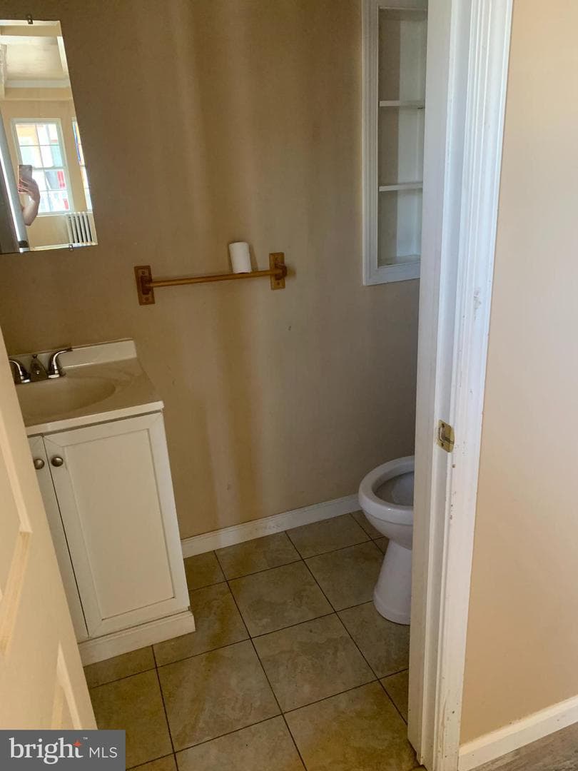 401 W Race Street photo 14