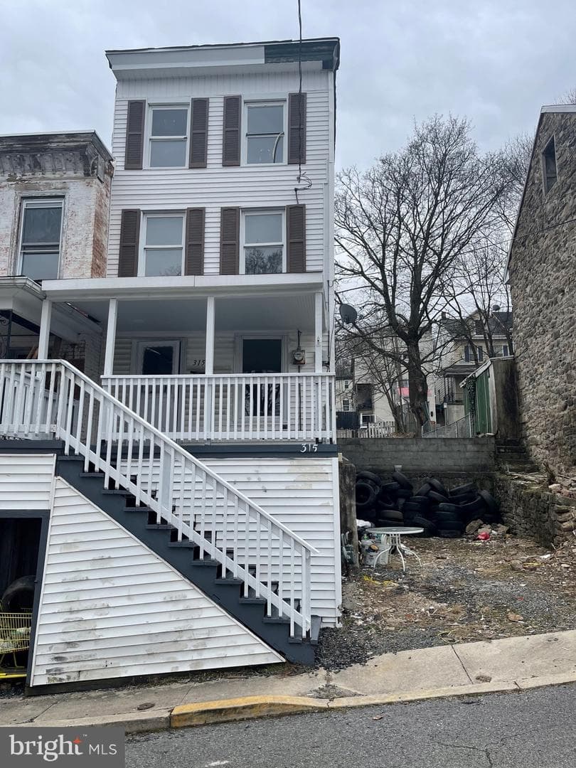 315 Schuylkill Avenue photo 1