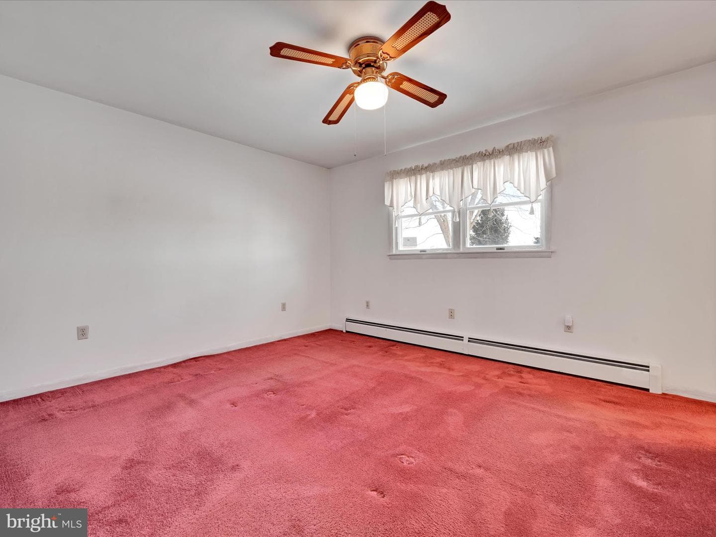 51 S Strawberry Lane photo 15