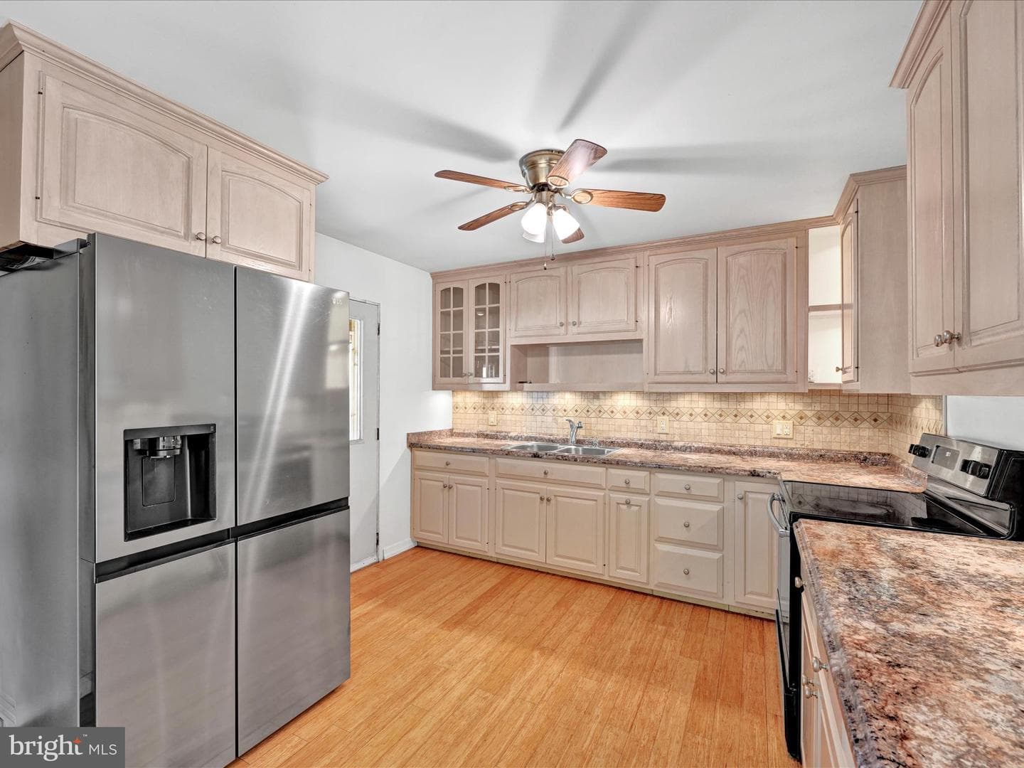 53 E Adamsdale Road photo 10