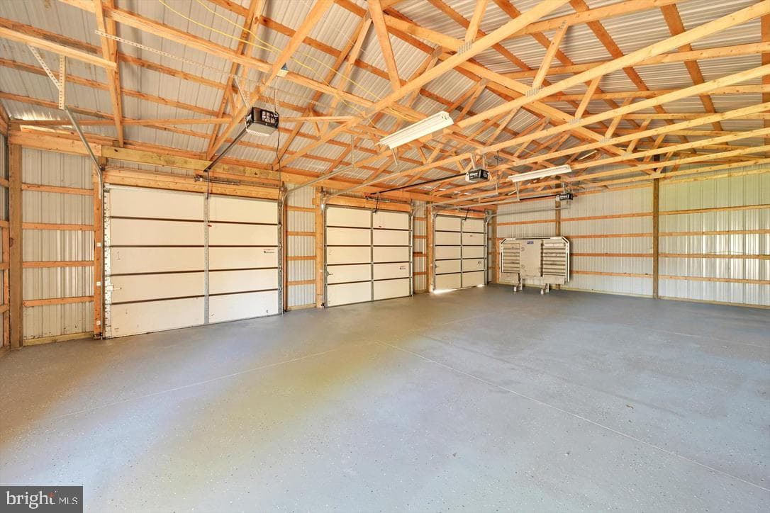 330 E Centre Street photo 4