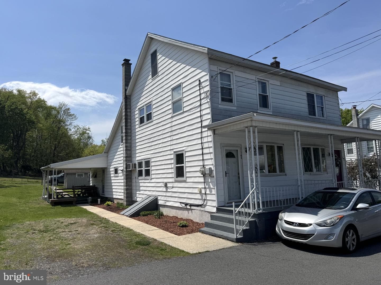45 S Maple Avenue photo 1