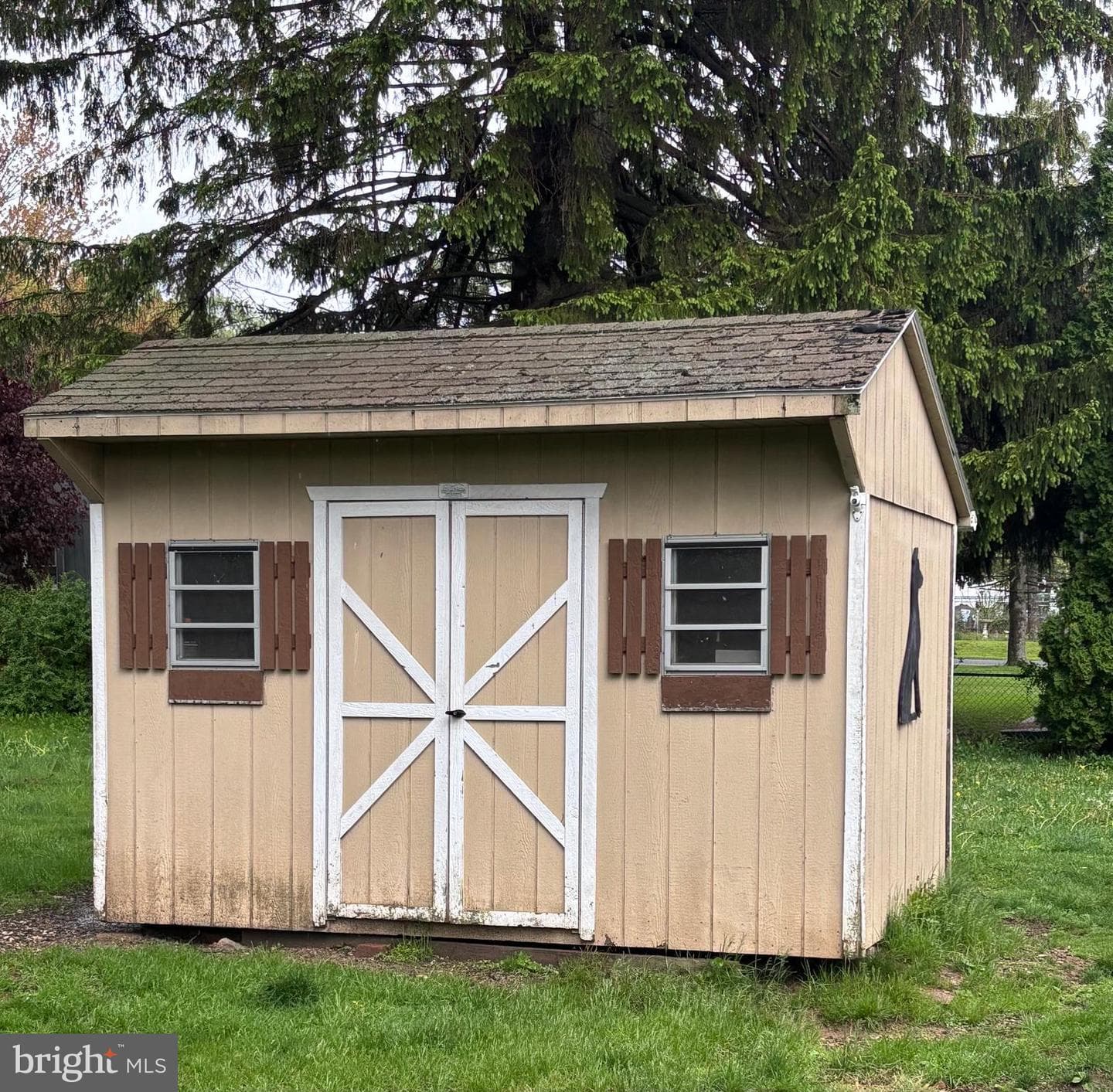 751 W Pine Street photo 16