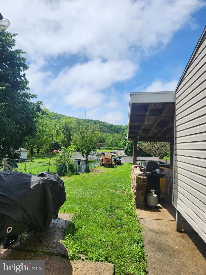 406 Parkway photo 19