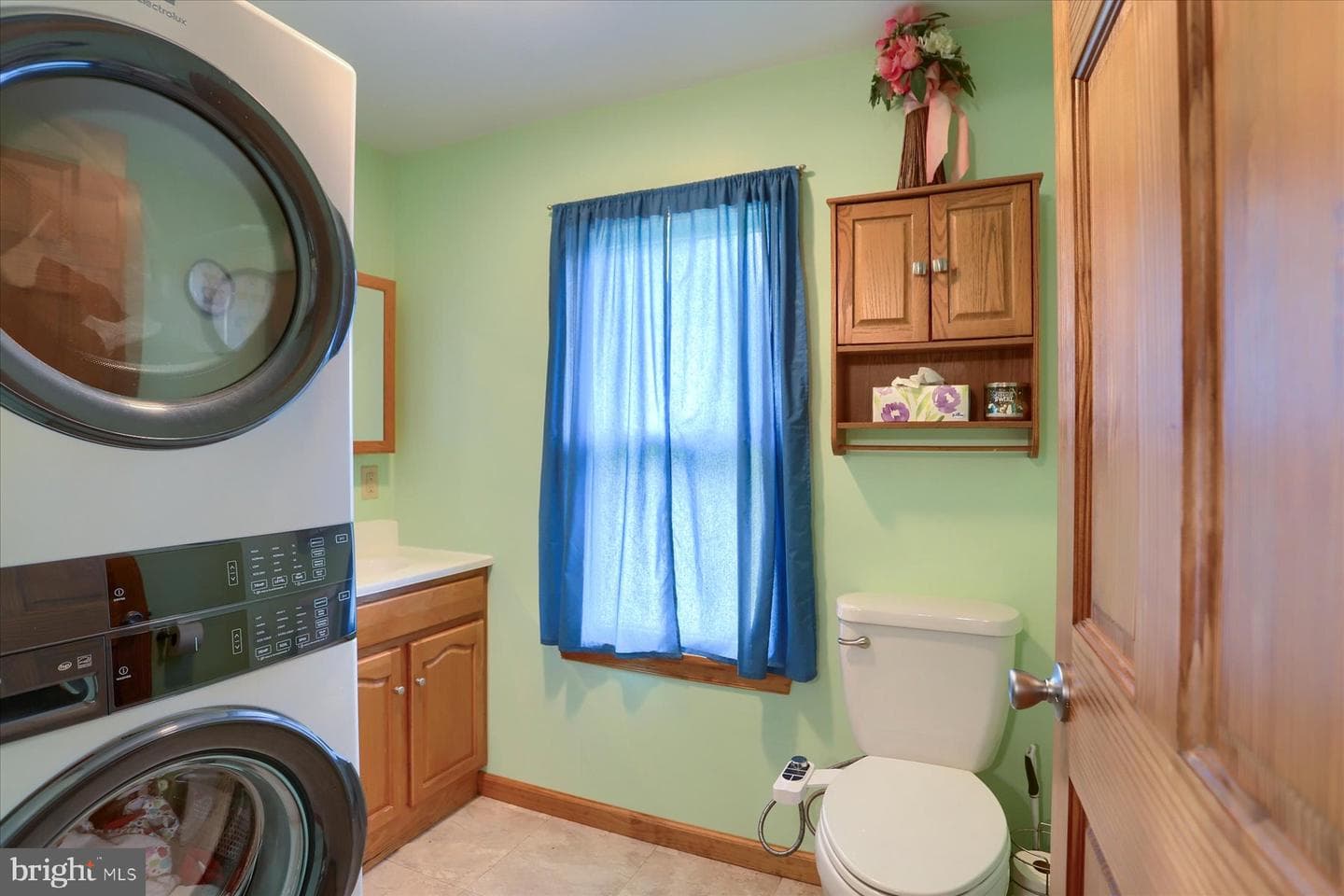 2 E Clements Street photo 13