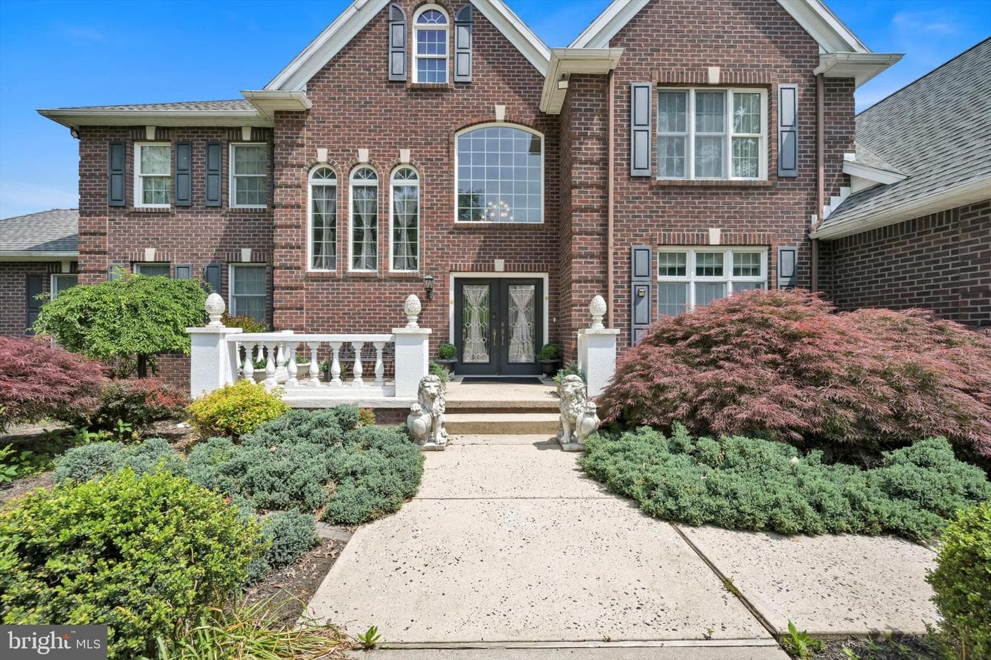 3002 Ridgeview Drive photo 2