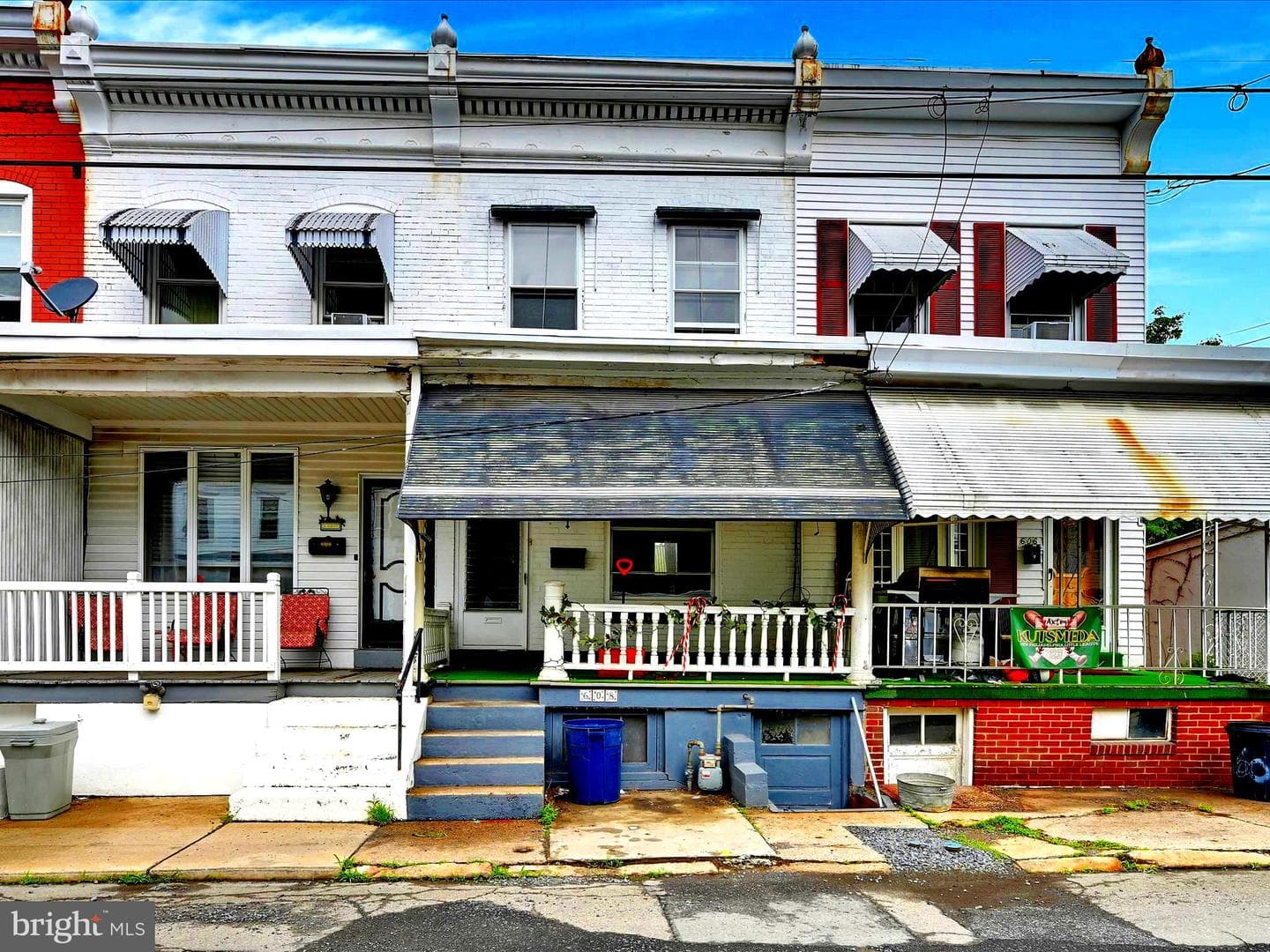 608 Fairview Street photo 1