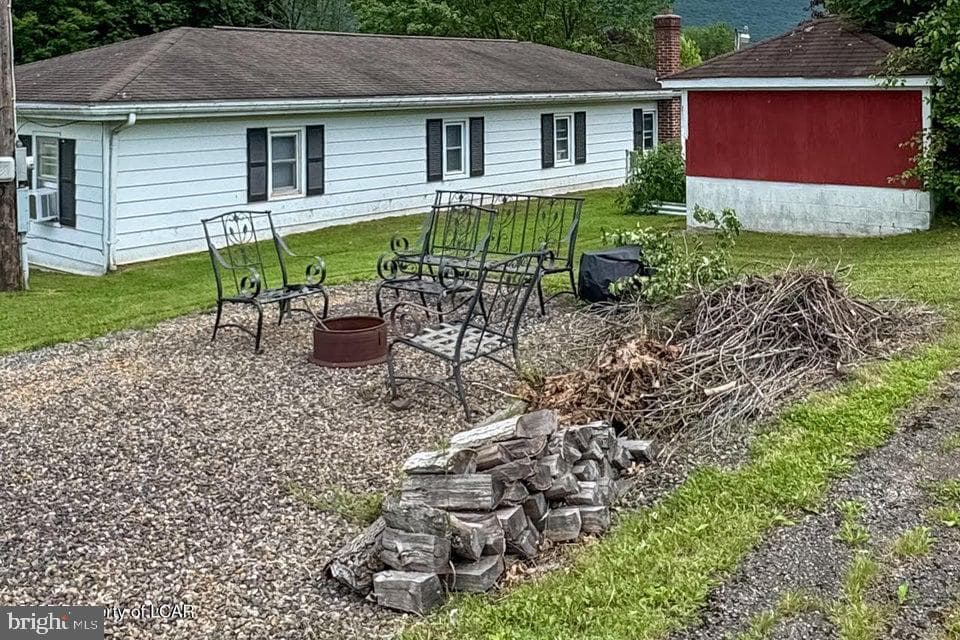 208 Clarks Valley Road photo 6