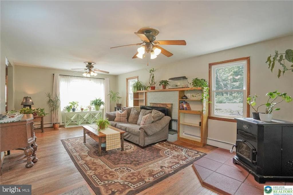 201 Lincoln Dr photo 13