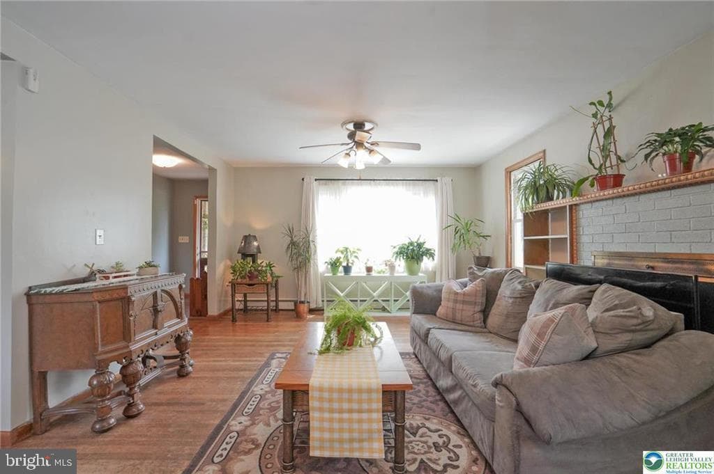 201 Lincoln Dr photo 16