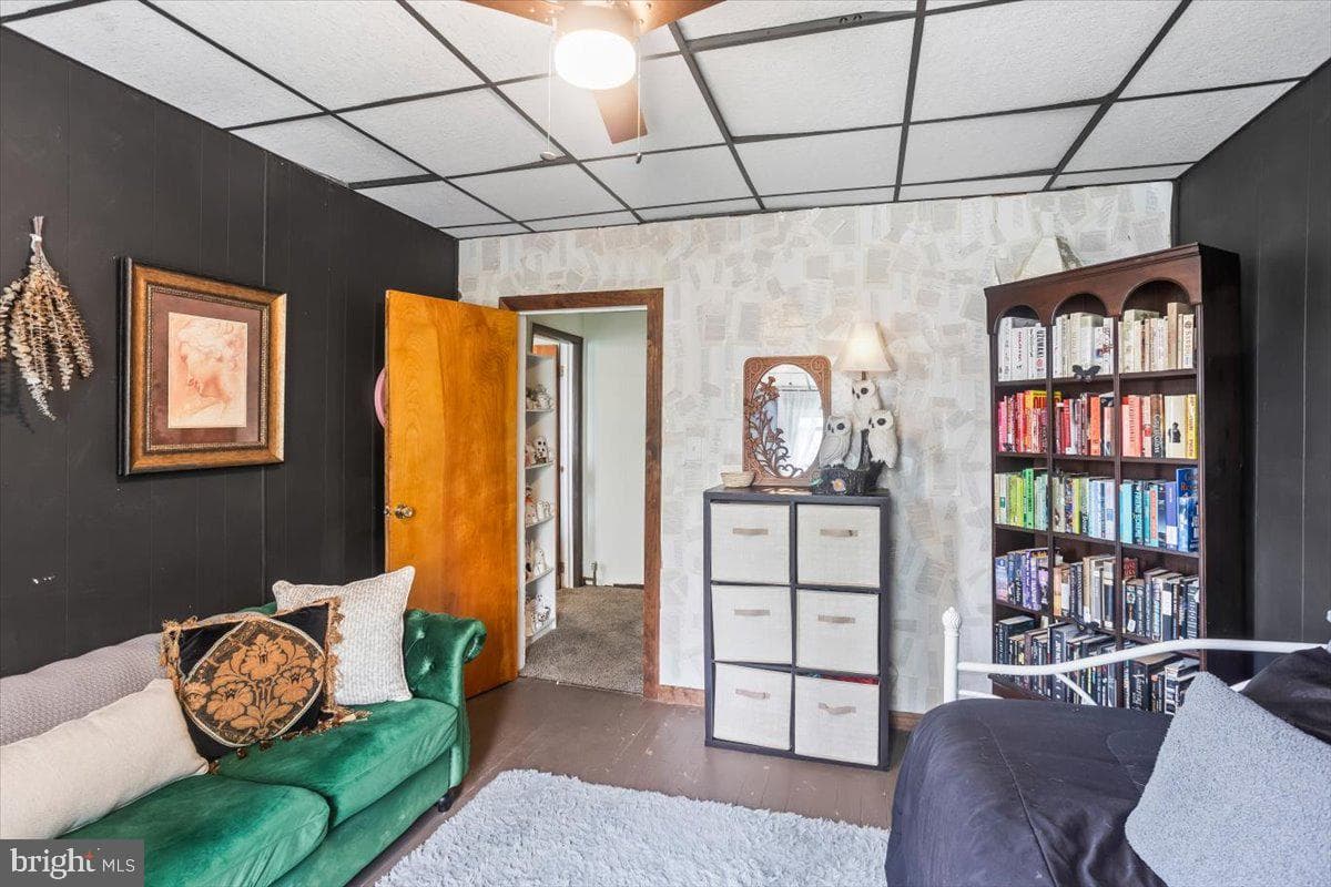 68 Carbon Street photo 18