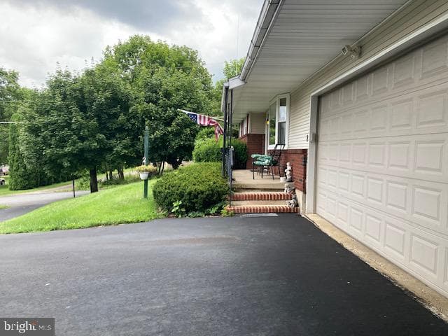 8 Mansure Road photo 2