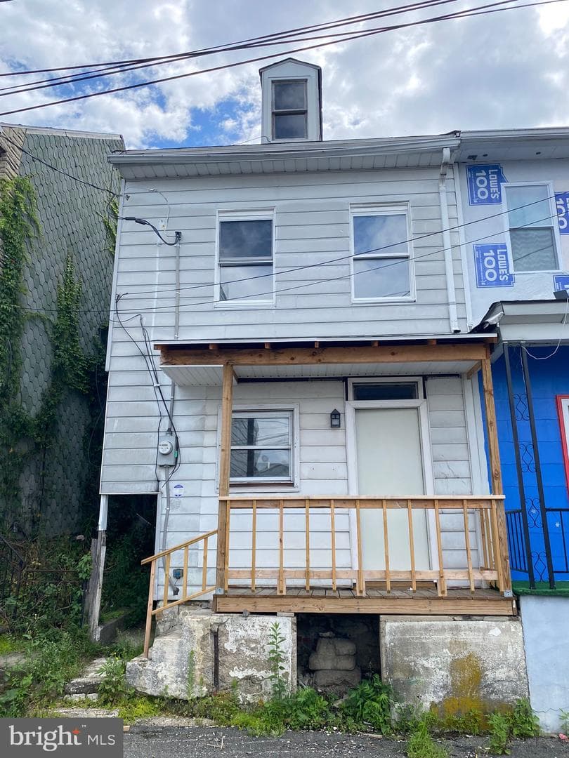 223 N Highland Street photo 1