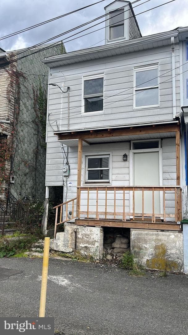 223 N Highland Street photo 2