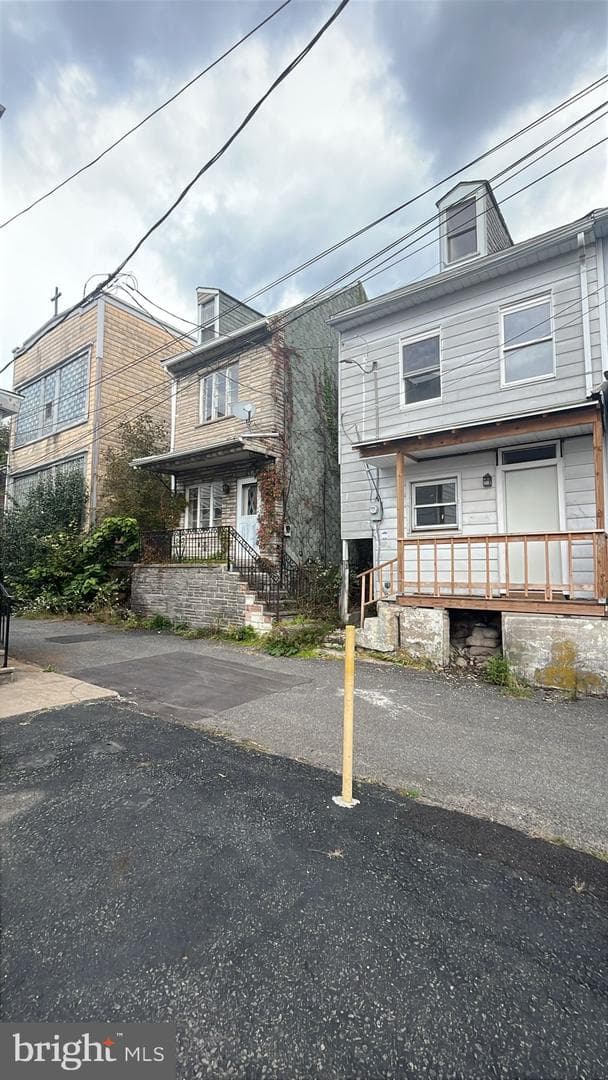 223 N Highland Street photo 3