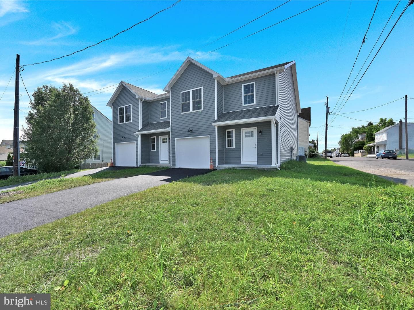 218 W High Street photo 2