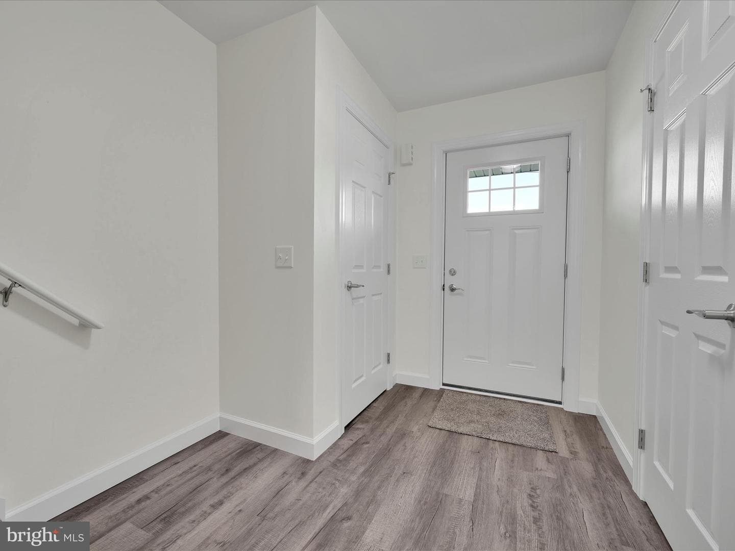 218 W High Street photo 3