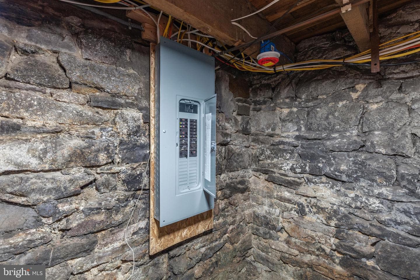 25 W Coal Street photo 32
