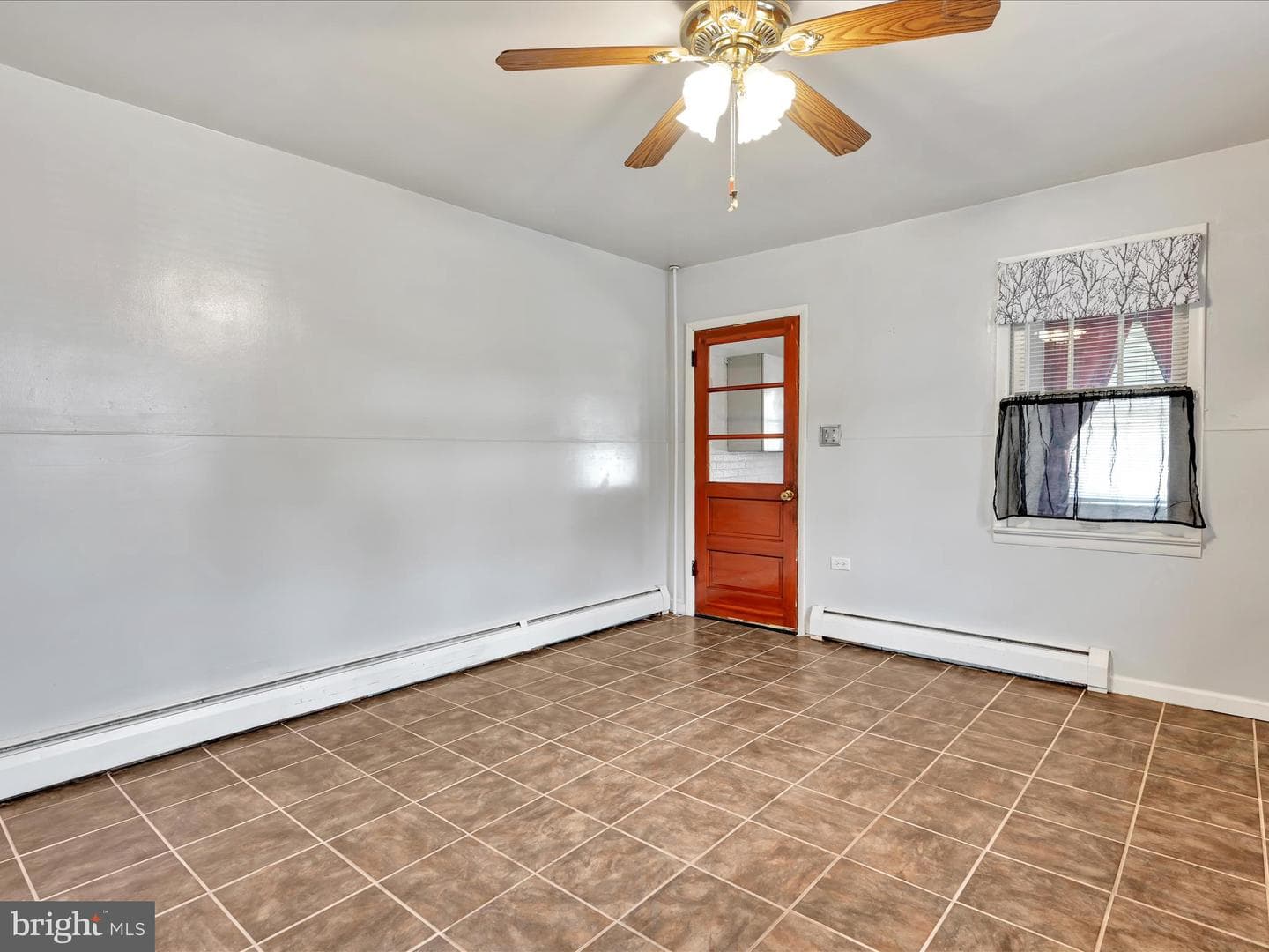292 Wood Street photo 12