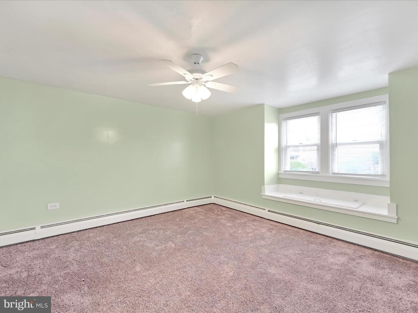 292 Wood Street photo 23