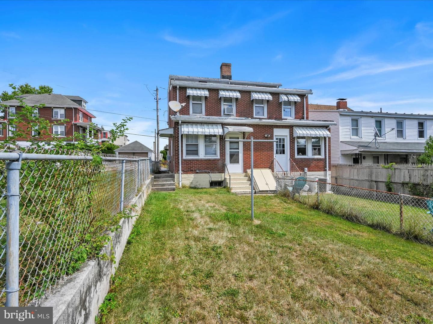 292 Wood Street photo 29