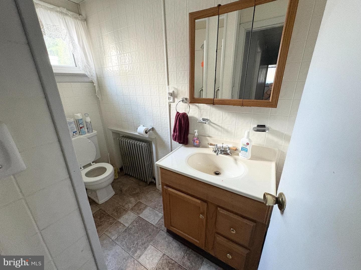 612 W Bacon Street photo 9