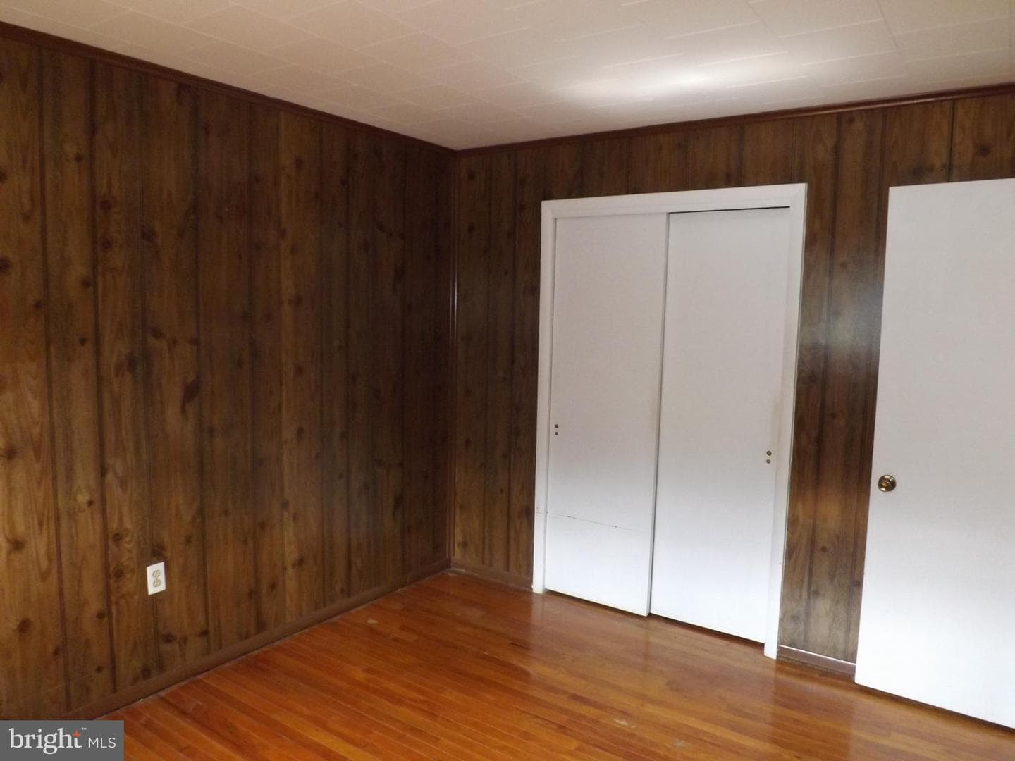 211 E Bacon Street photo 22