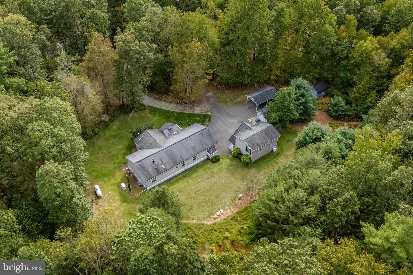 599 Blue Mountain Drive photo 21