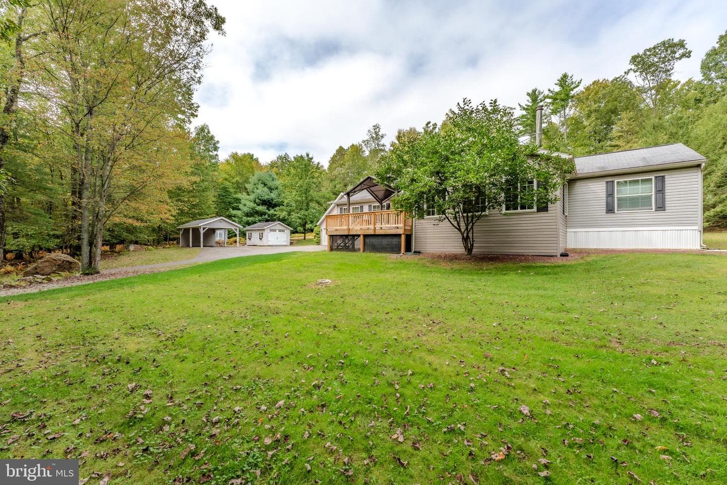 599 Blue Mountain Drive photo 3