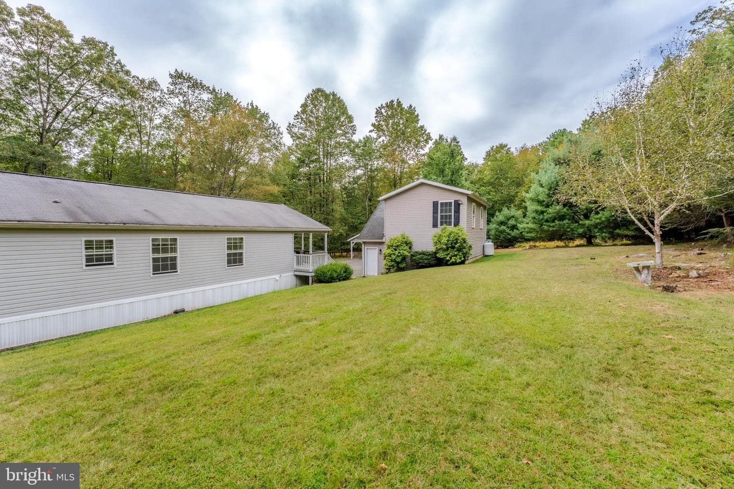 599 Blue Mountain Drive photo 7