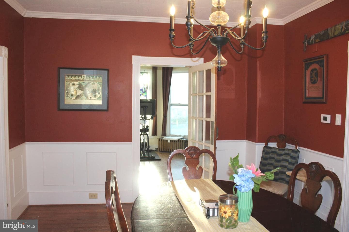 2 E Grand Avenue photo 14