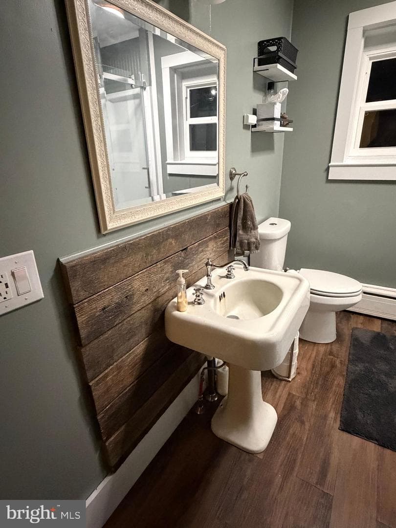 2 E Grand Avenue photo 25