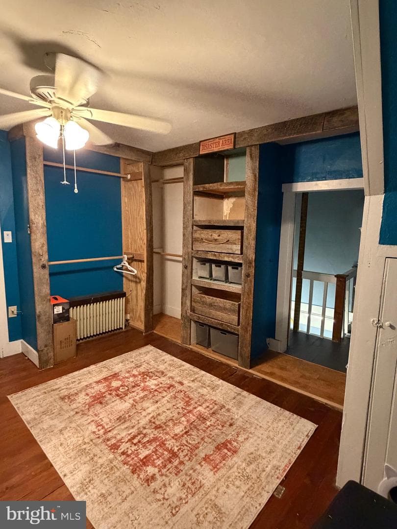 2 E Grand Avenue photo 38