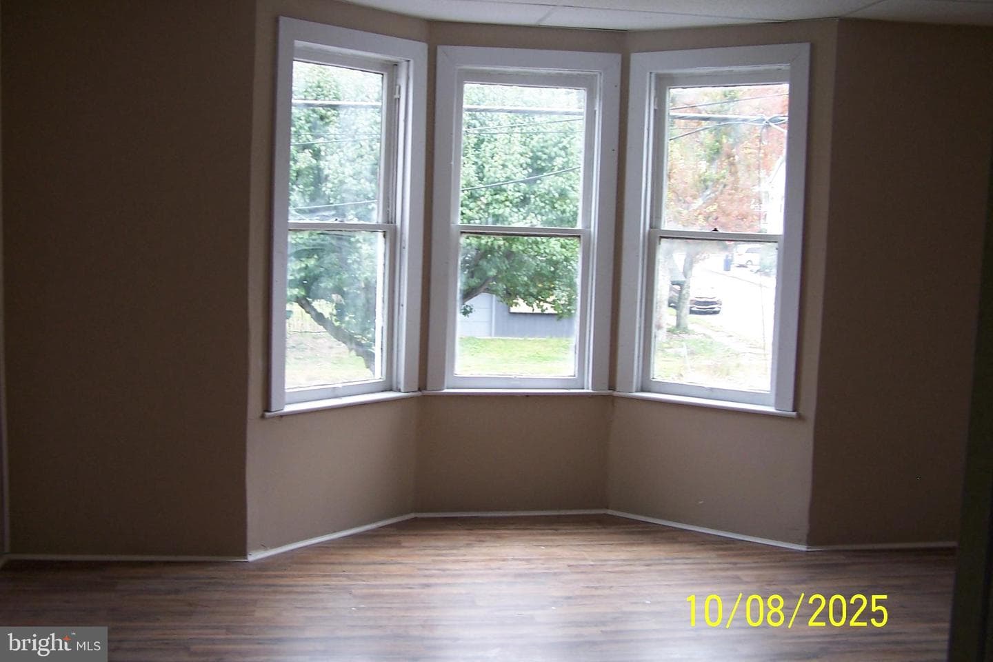 433 N Railroad Street photo 14