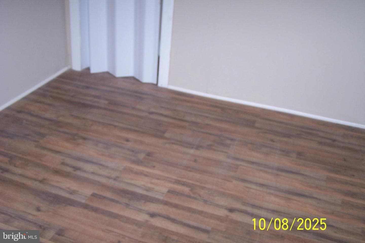 433 N Railroad Street photo 23