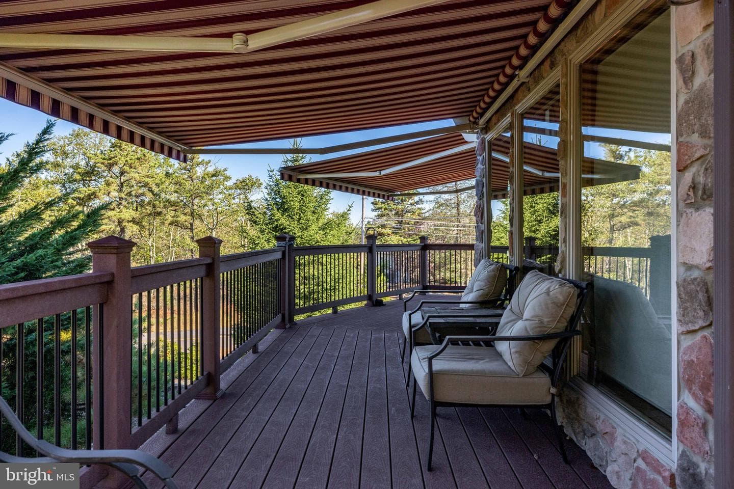 29 Blackhawk Boulevard photo 11