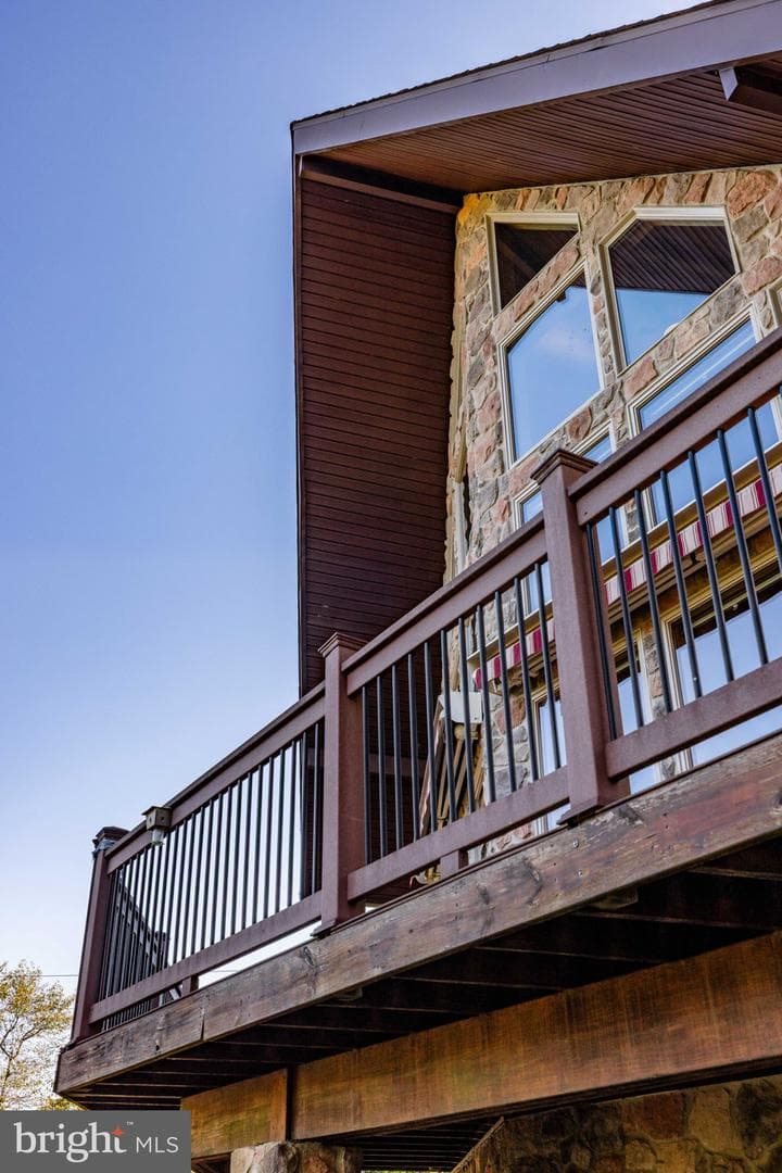 29 Blackhawk Boulevard photo 23